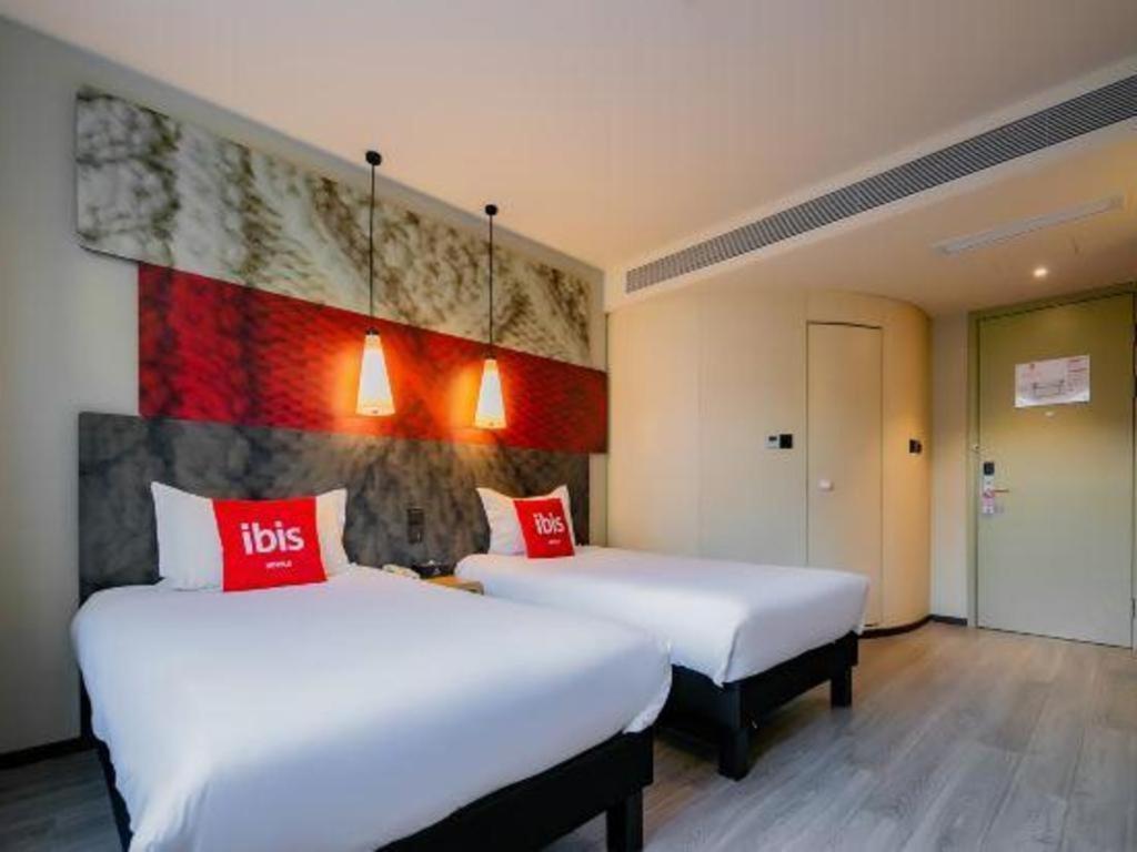 Ibis Xi'An First Gaoxin Rd Hotel Exterior photo