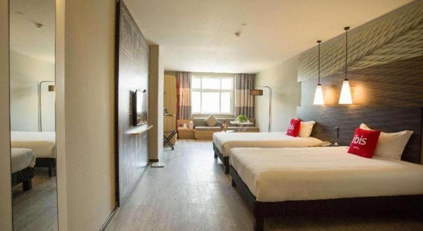 Ibis Xi'An First Gaoxin Rd Hotel Exterior photo