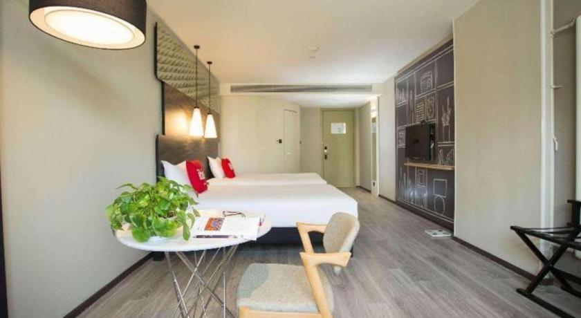 Ibis Xi'An First Gaoxin Rd Hotel Exterior photo