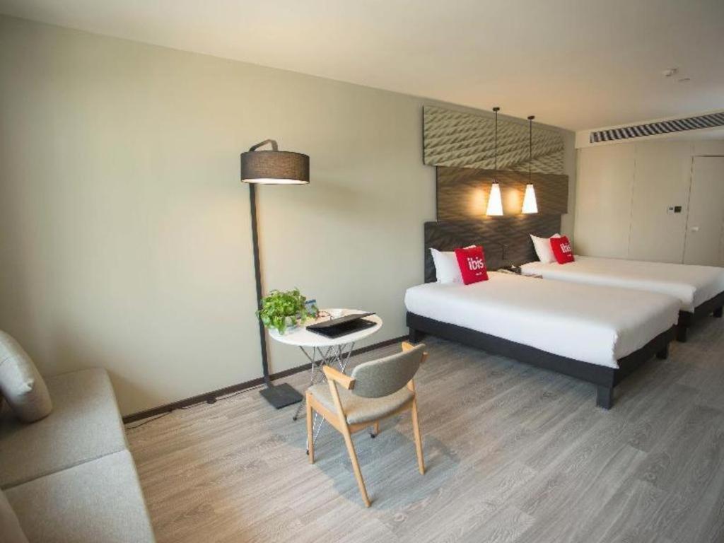 Ibis Xi'An First Gaoxin Rd Hotel Exterior photo